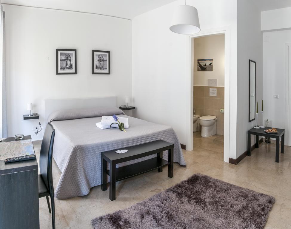 Due Passi Bed and Breakfast Palermo Værelse billede